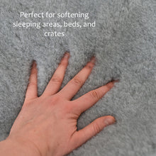 Load image into Gallery viewer, Fleece pet rug