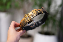 Load image into Gallery viewer, Golden Dragon Collar