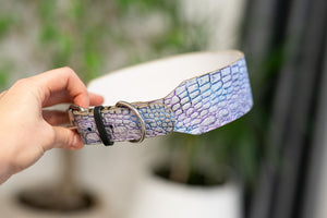 Pearlescent Scales Collar