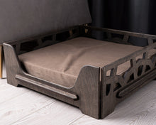 Cargue la imagen en el visor de la galería, Dog Bed
