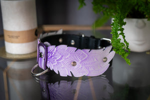 Collar floral morado