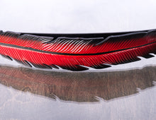 Cargue la imagen en el visor de la galería, Collar de plumas rojas
