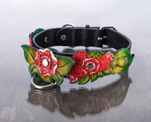 Load image into Gallery viewer, Green and Red Floral Collar Set
