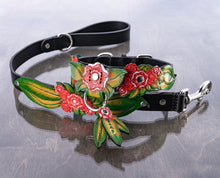 Load image into Gallery viewer, Green and Red Floral Collar Set
