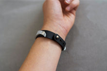 Load image into Gallery viewer, Matching Leather Bracelet
